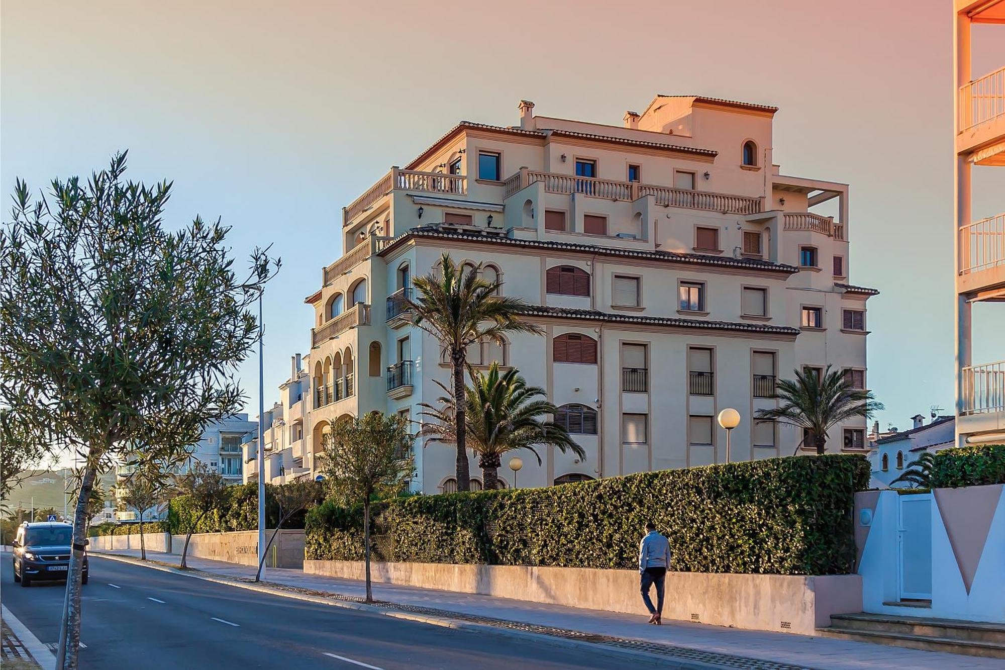 Mar-Beach Front Apartment In Javea Exterior photo